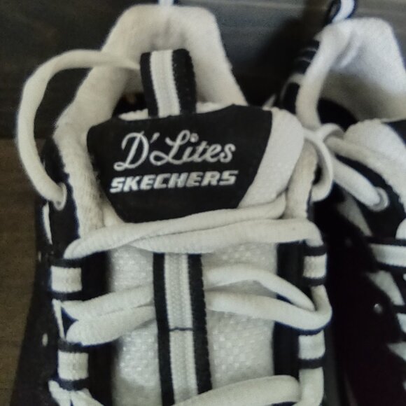 Skechers Women's  D'Lites Sport Biggest Fan Black White Glitter Size 7.5 - Picture 4 of 15
